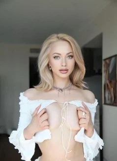 escorts in connaught place