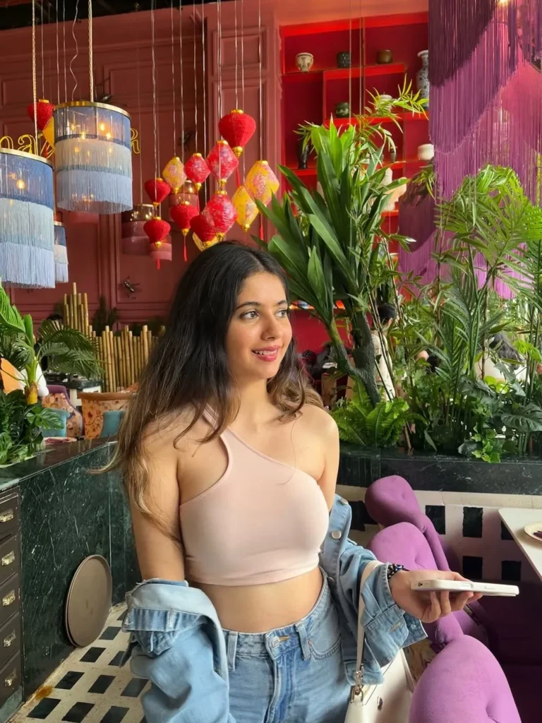 College Girl Escorts in Delhi