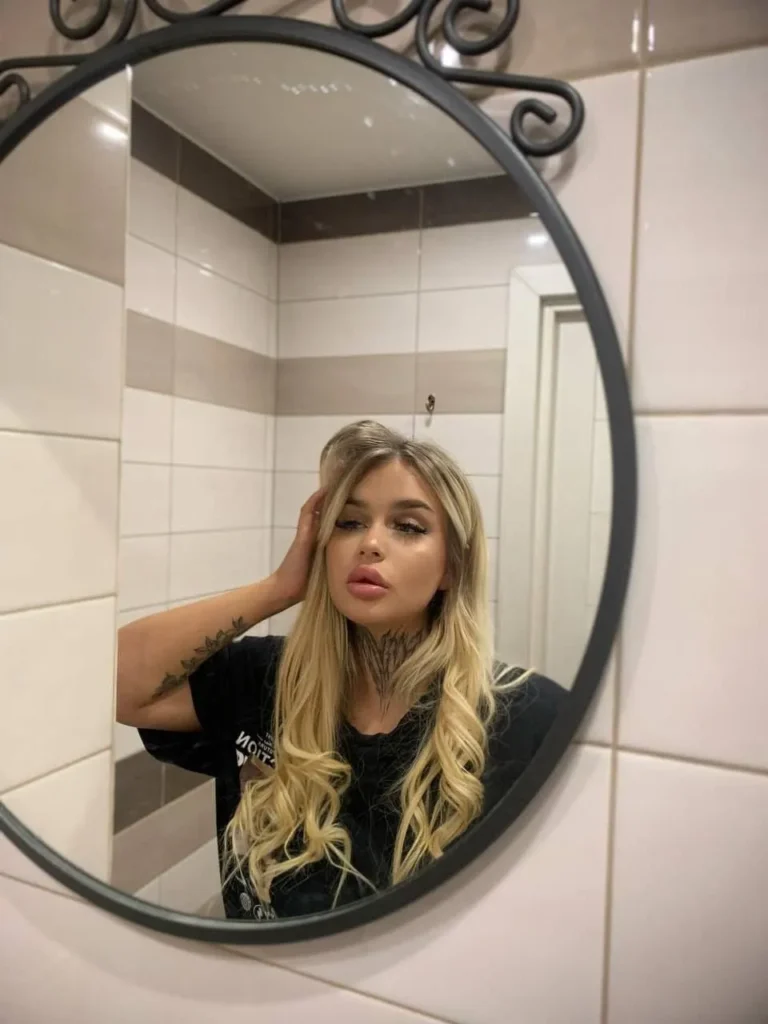 Independent Escorts in Delhi
