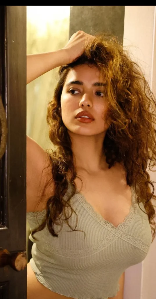 Escorts in Pitampura