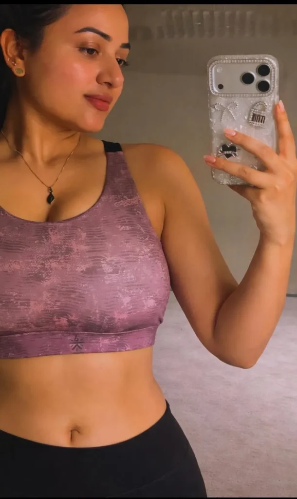 Escorts in Pitampura