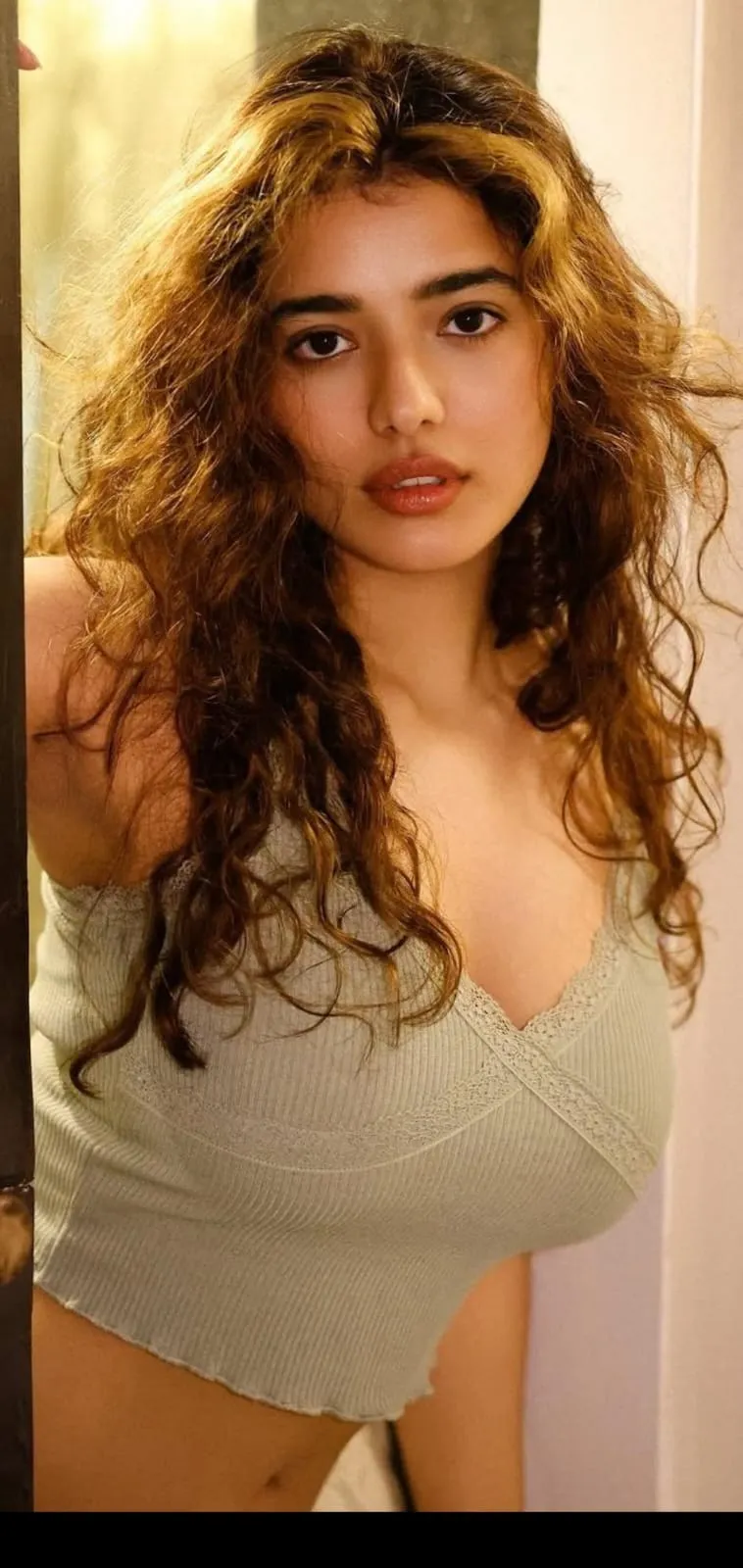 Escorts in Karol Bagh