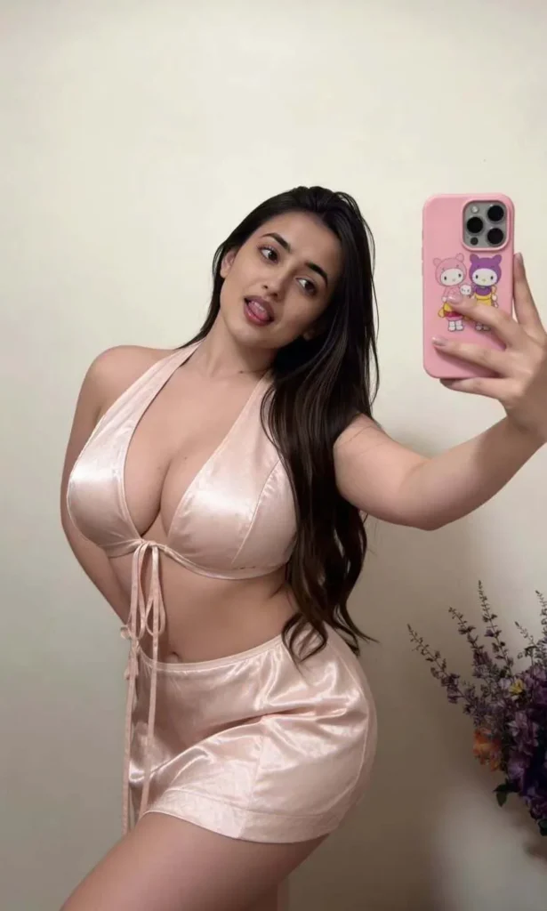 Escorts in Janakpuri