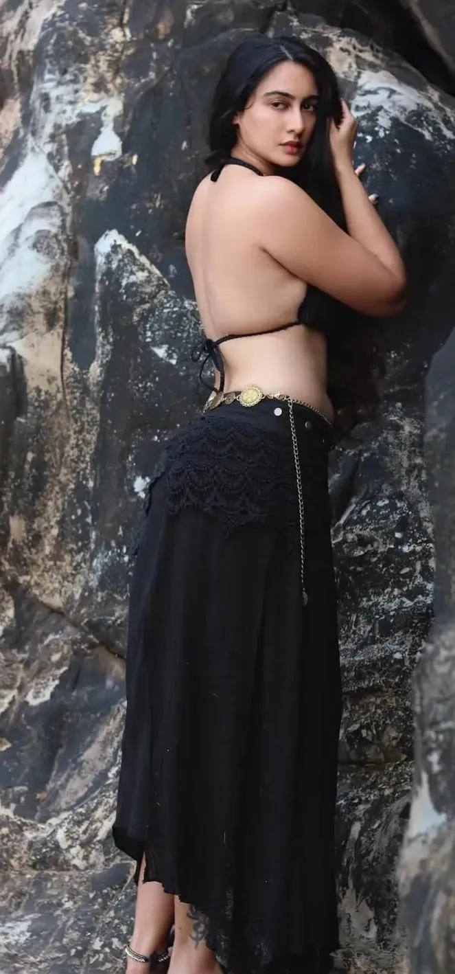 Desi Bhabhi Escorts in Delhi