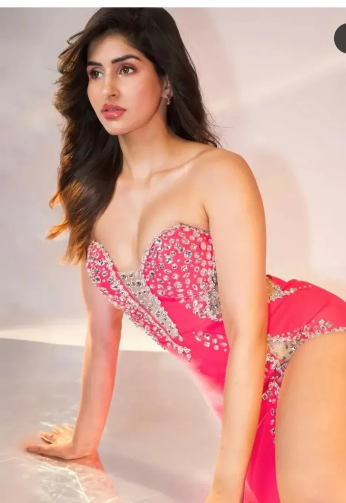 Housewife Escorts in Delhi