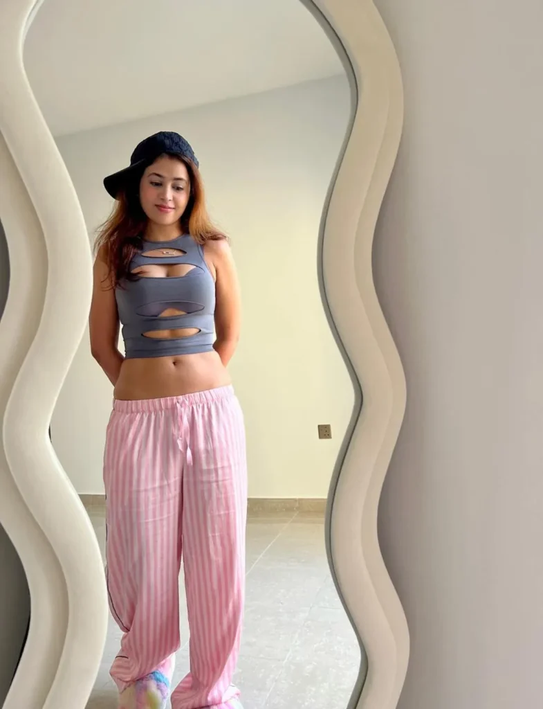 Escorts in Dwarka Mor